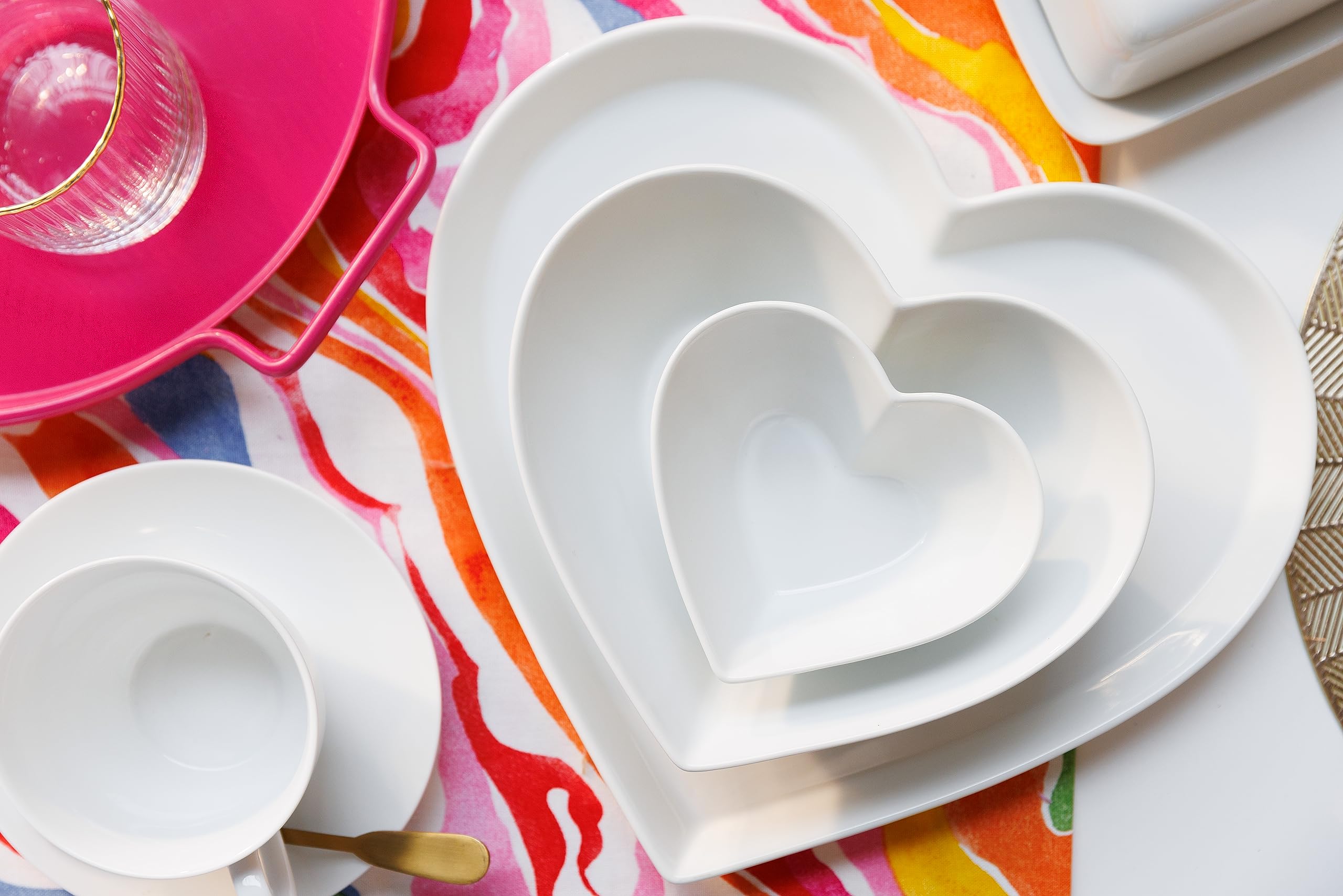 Amazon.com: Mikasa Chalk Porcelain Heart-Shaped Serving Platter